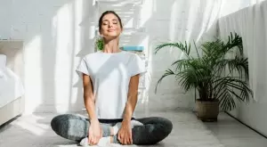 6 йога пози, които ще подобрят настроението и стойката ви