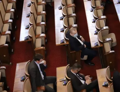 Външната комисия в парламента ще разглежда френското предложение за Северна Македония