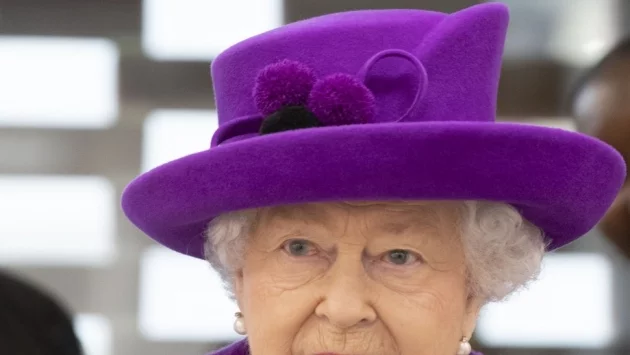 Елизабет II  към британците: Заедно сме срещу тази болест и ще успеем