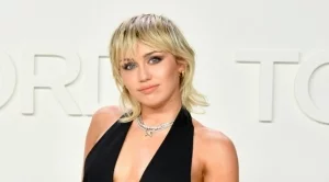 Майли Сайръс мотивира по време на карантина с шоу в Instagram 