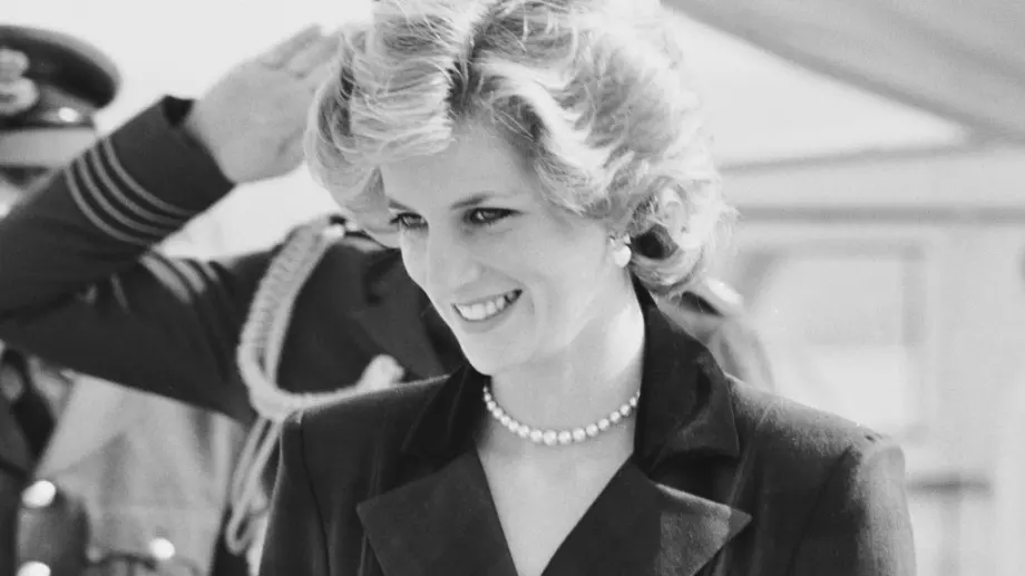 Френски лекар си спомня за последните мигове на принцеса Даяна