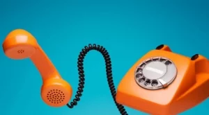 Възродиха приказките по телефона