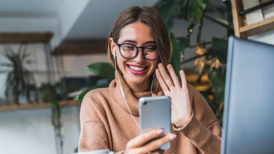 Как да запазите социалните си контакти в пандемията