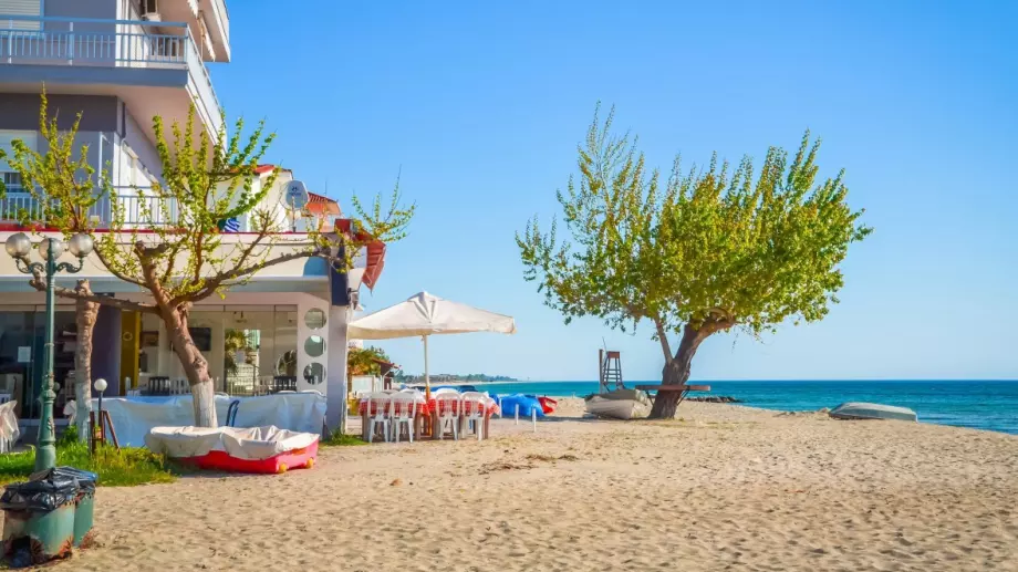 Гърция обяви кога и как ще пуска туристи