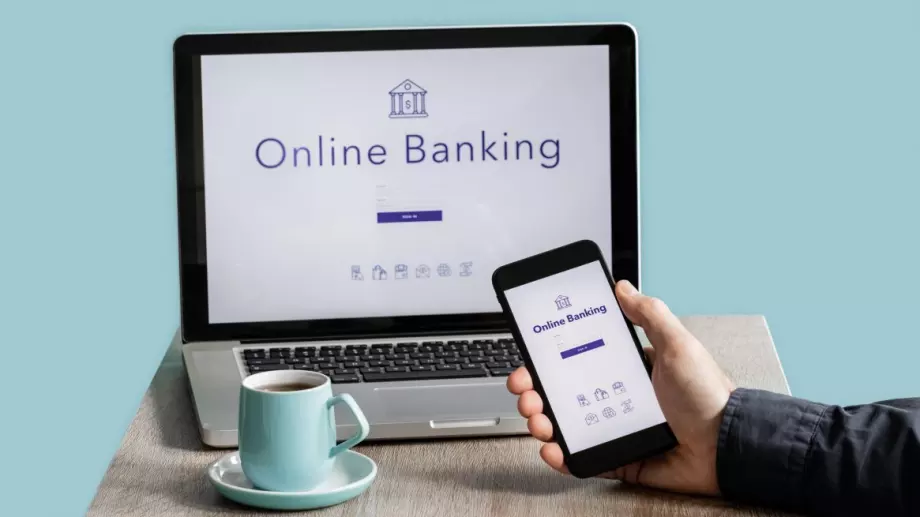 Банките вдигат таксите и за бизнеса