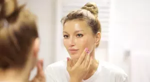 Какъв химически пилинг да изберем според типа кожа