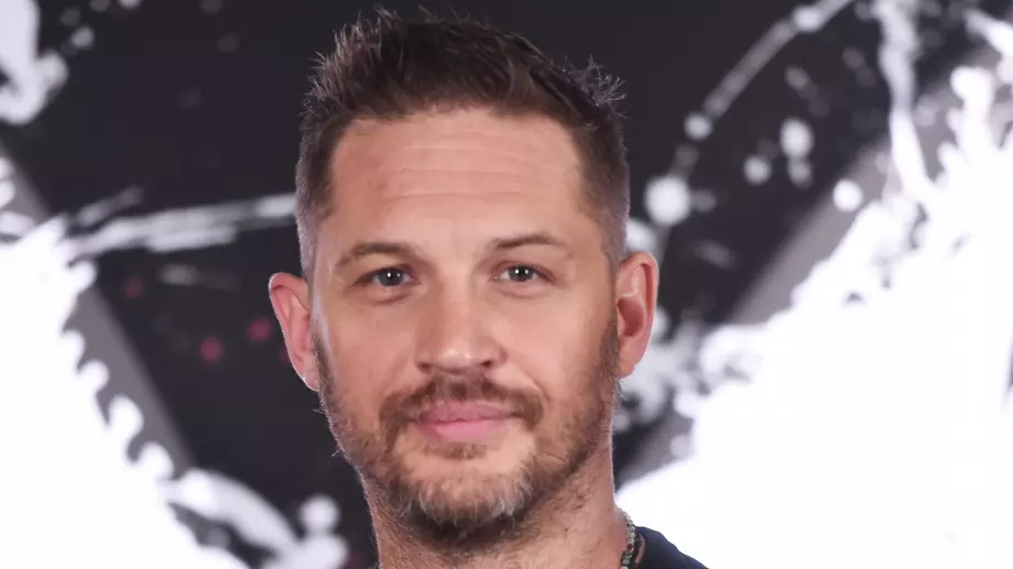 Том Харди е неузнаваем за нова роля (СНИМКИ + ВИДЕО)