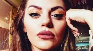 Михаела Филева се разголи (СНИМКА)