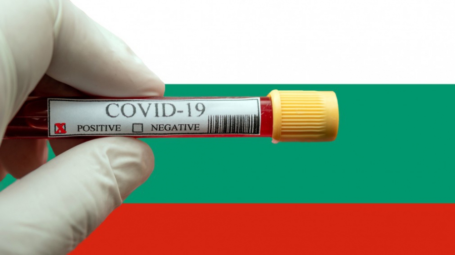 Коронавирусът в България изглежда извън контрол а заразените продължават да