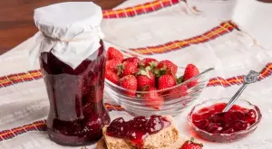 Домашно сладко от ягоди