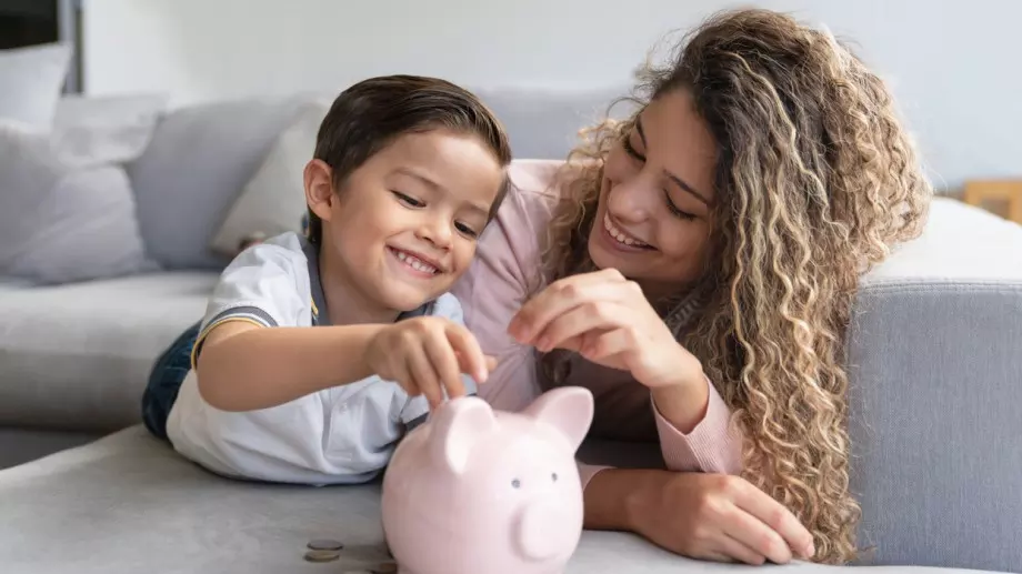 5 родителски грешки, които водят до финансово зависими деца