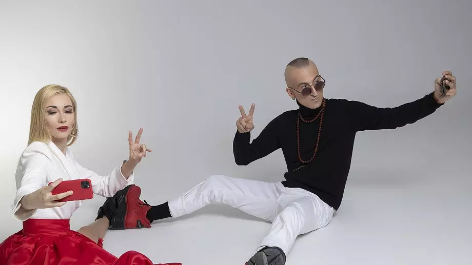 Дони пусна чисто гола СНИМКА от плажа 