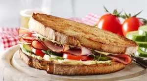 Героят на домашния офис: сандвичът   