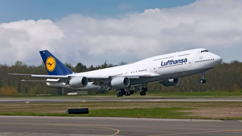 Германия спасява Lufthansa от фалит с 9 млрд. евро