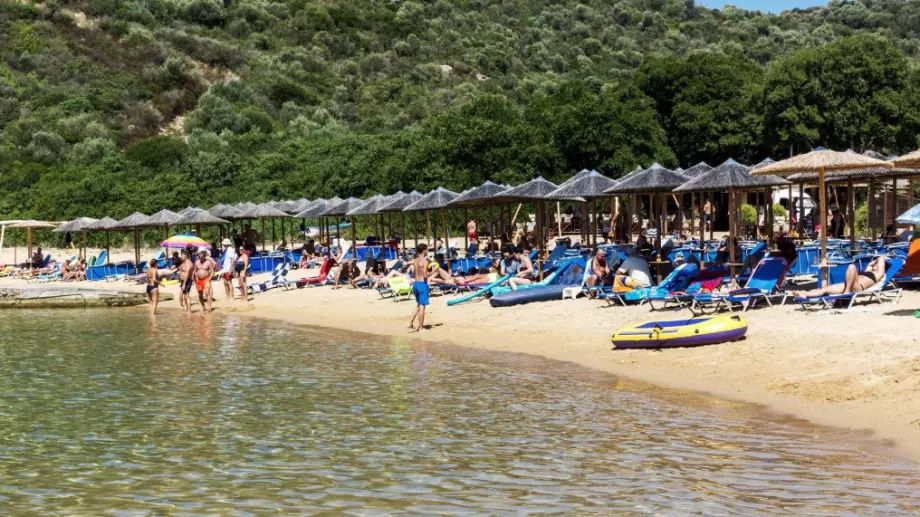 Гърция обяви как ще работят плажовете