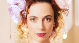 Весела Бабинова e бременна (СНИМКА)