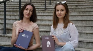 Весела и Наталия: Младите художнички, илюстрирали "Майстора и Маргарита"