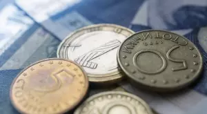 74% от наетите у нас работят в сфери със заплати под средната за страната