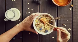 Какво никога НЕ трябва да ядете на гладно