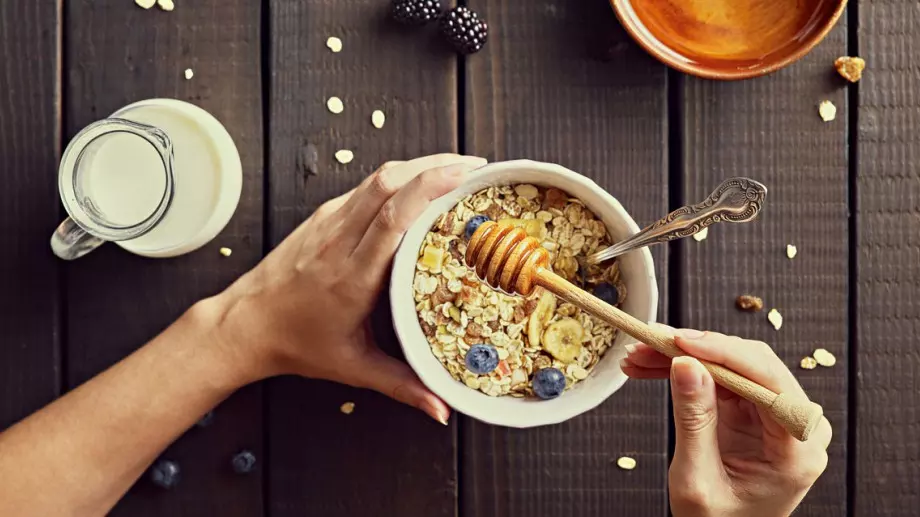 Какво никога НЕ трябва да ядете на гладно