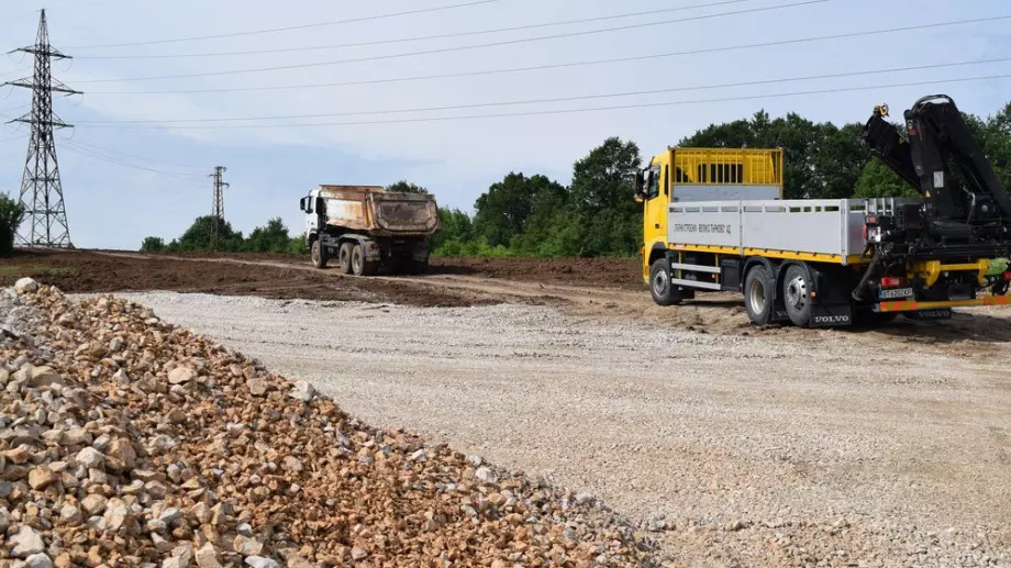 Възобновяват строежа на АМ Хемус и Видин-Ботевград след сделка за 130 млн. лв.