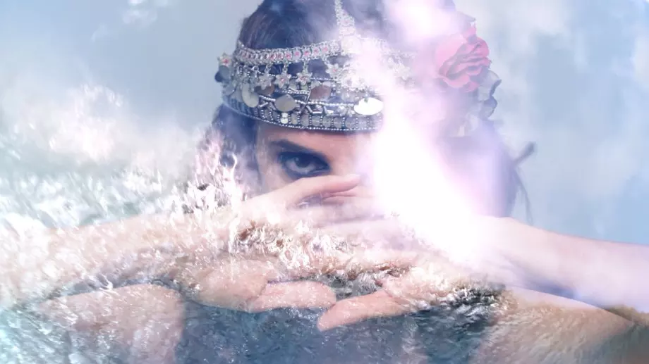 Нина Николина представи "Тебе да вземем" (ВИДЕО)