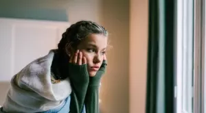 Зодиите, които не издържат самотата и тези, които предпочитат усамотението   