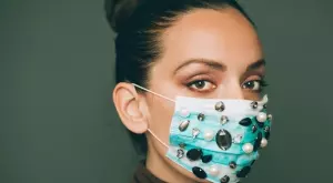 Моден експерт: Маските създават тенденции в модната индустрия