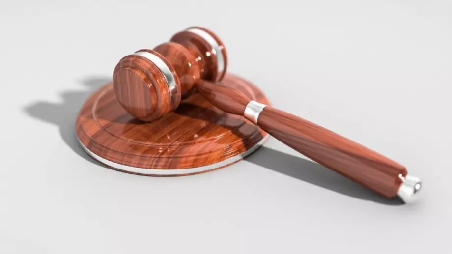 Сингапур осъди британец на 6 седмици затвор – не носел маска 