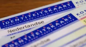 Личните карти в Нидерландия стават безполови 