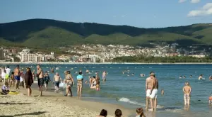 С 12% повече са регистрациите на туристи през юни и юли 