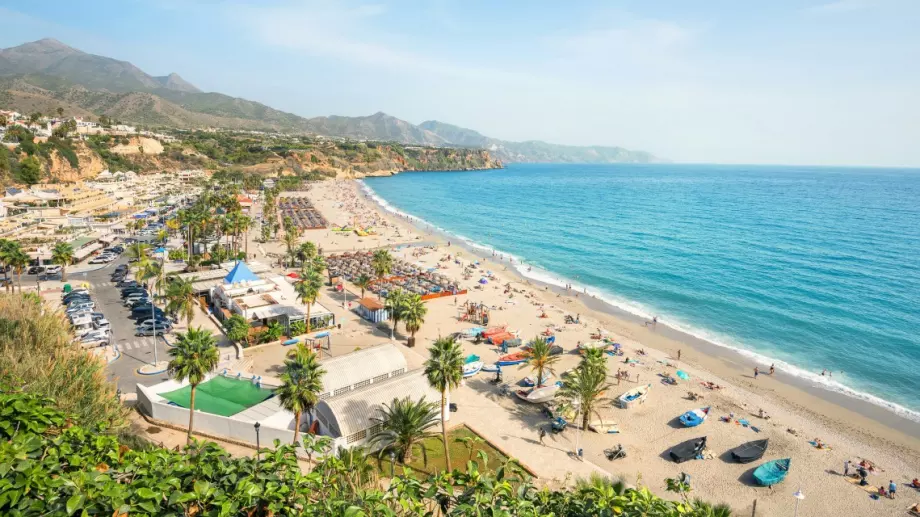 Курортите са новата фронтова линия на коронавируса