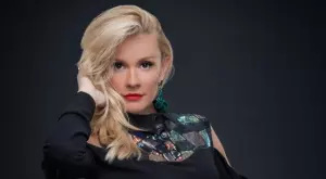 Мария Игнатова сменя Венета Райкова в "Папараци"