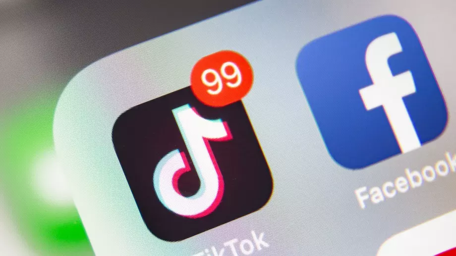 TikTok vs. Facebook: Кой кого копира?