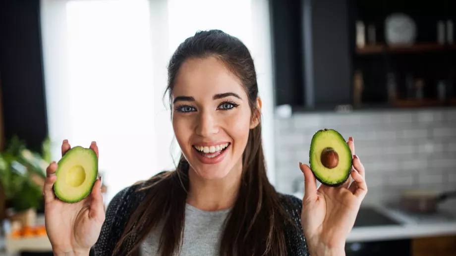 Трикове, с които авокадото ще узрее по-бързо