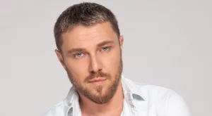 Миро представи песен, родена в сън