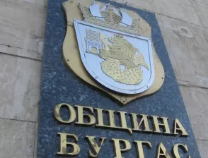 Общинският кризисен щаб в Бургас възразява срещу опитите за противопоставяне работата на лекарите от различните болници