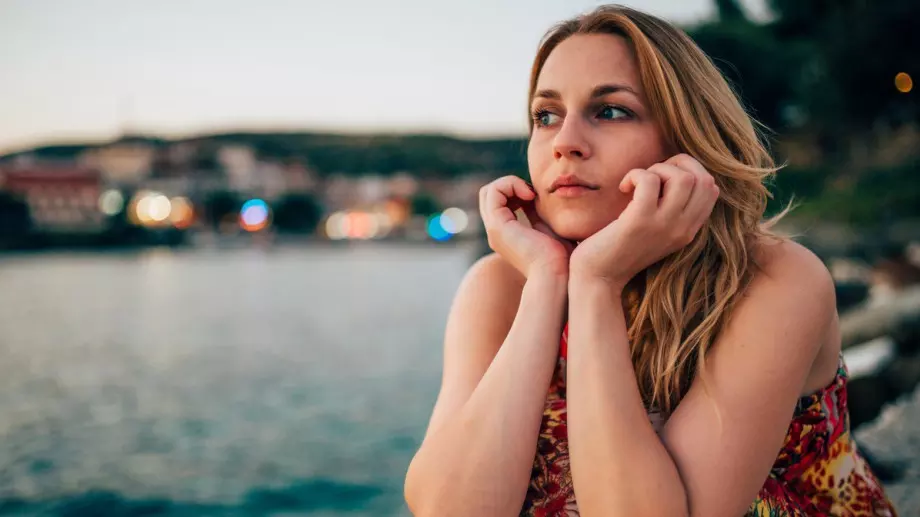 До жената, която зае моето място в сърцето му