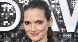 Уинона Райдър: Джони Деп не е насилник 