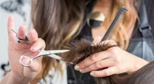 8 неща, които фризьорът ви иска да НЕ правите