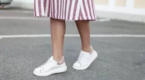 Тенденциите на 2020: Бели кецове