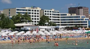 Високи цени ни дебнат по морето през уикенда