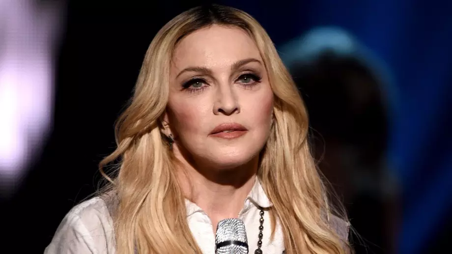 Мадона: Контролът над оръжията е новата ваксина (ВИДЕО)