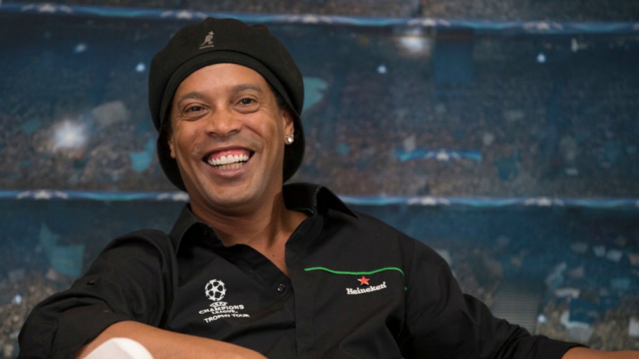 Бившият украински национал Йевхен Коноплянка се представи по интересен начин