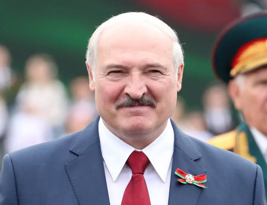 Лукашенко: Зеленски да се спре, нататък ще е пълно  унищожение