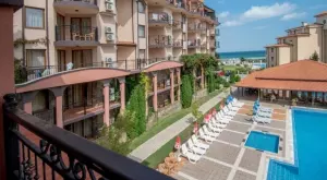 4-звезден коптор шокира туристи в Царево