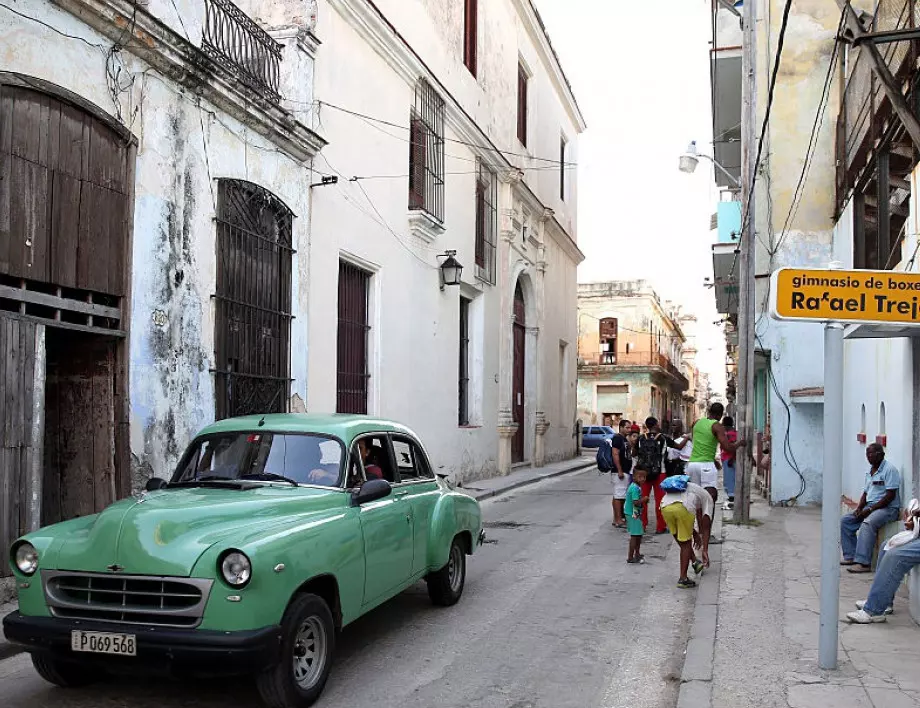 "Синдром от Хавана": Мистериозно микровълново лъчение?