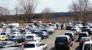  {{ otherArticle[0].article.title }} 