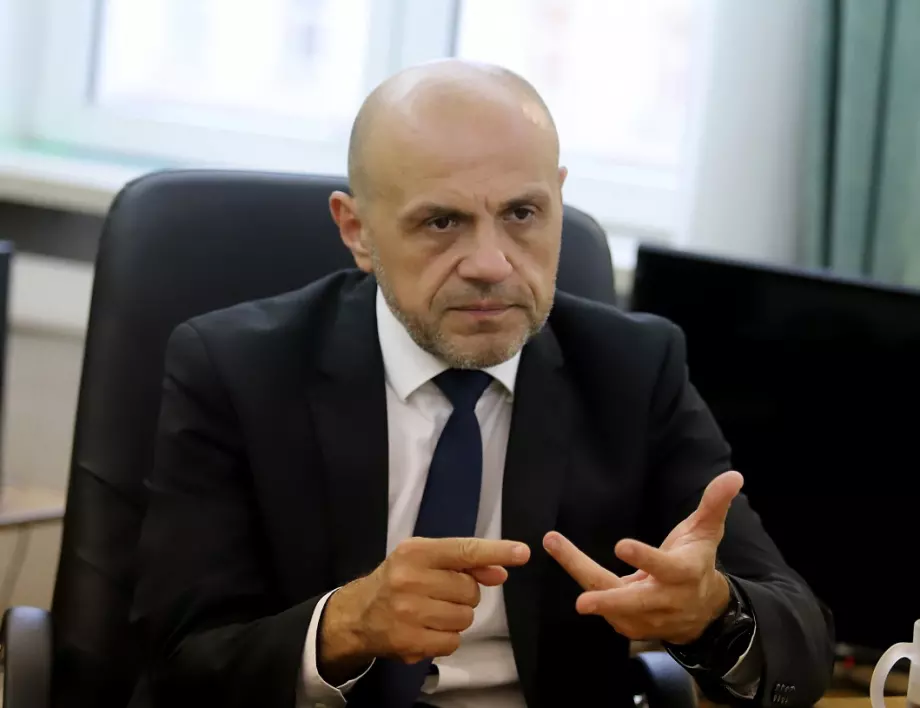 Томислав Дончев в парламента: Крайният срок за внасяне на Плана за възстановяване е 2022 г.