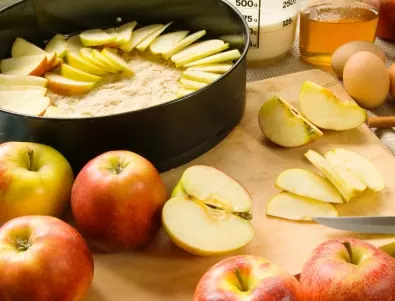 Уникално пухкав ябълков кекс само за 10 минути